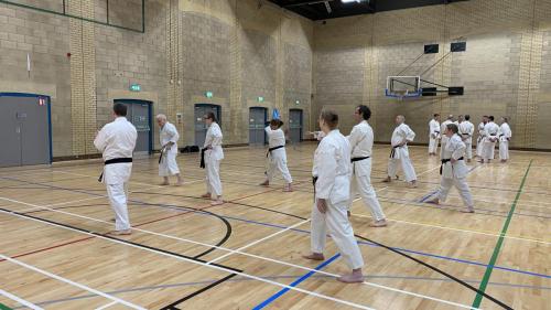 6E440E6E-E395-42BF-BCAD-85E3094831E3