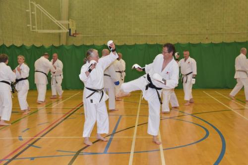 64849CC3-A844-4951-BEAD-4069BB99C213